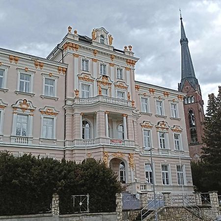 Mva House Teplice, Sanovsky Parkアパートホテル エクステリア 写真
