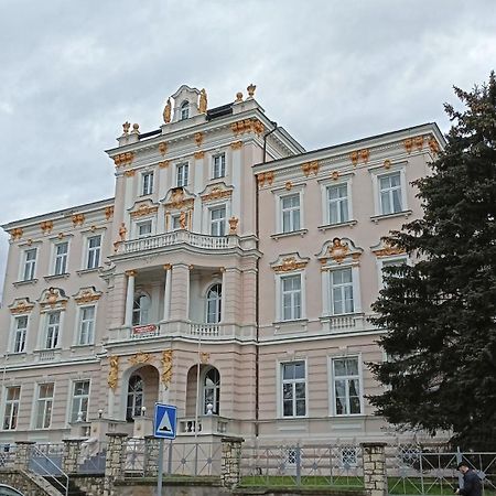 Mva House Teplice, Sanovsky Parkアパートホテル エクステリア 写真