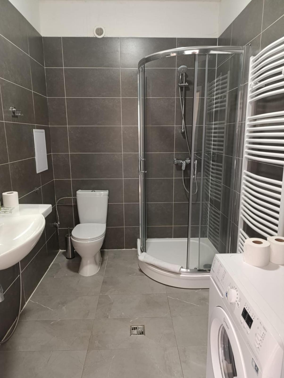 Mva House Teplice, Sanovsky Parkアパートホテル エクステリア 写真